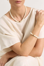 Glass Pearl Pod Stretch Bracelet (Cream/Gold)