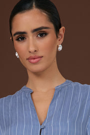 Wave Pattern Metal Stud Earrings (Gold)