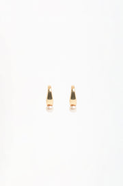 Pearl Drop Curved Front Earrings (Gold/Cream)
