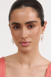 Baroque Pearl Stem Event Earrings (Gold/Cream)