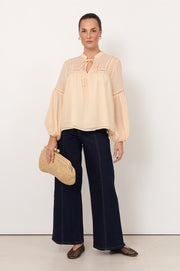Rana Trim Detail Top (Peach)