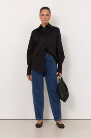 Willa Barrel Leg Jean (Mid Denim)