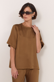 Martina Tee (Toffee)