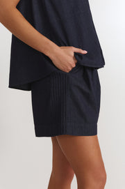 Jude Pleated Lightweight Denim Short (Denim)