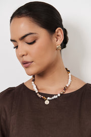 Sun Charm Stone Chip Pearl Necklace (Choc/White)