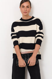 Vivienne Weave Timber Frame Clutch (Black)